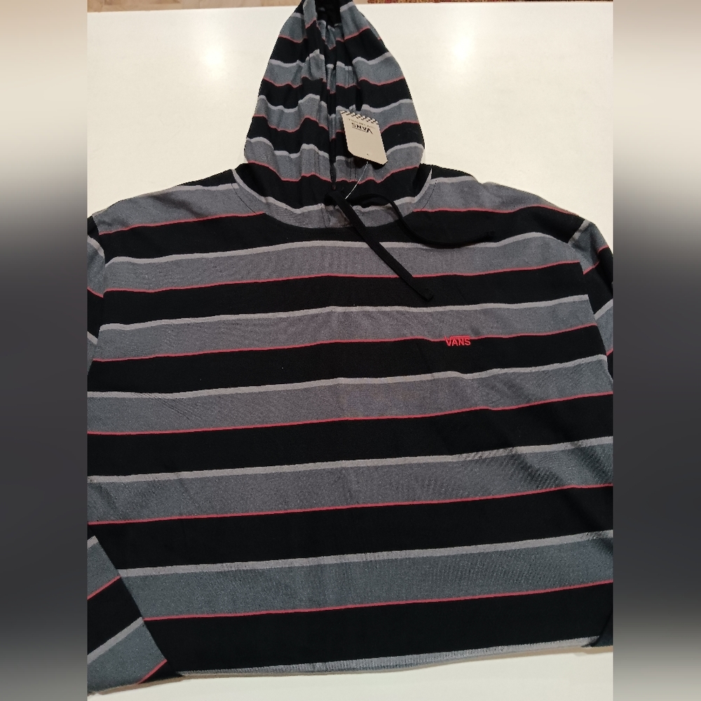 NWT Men's Van's lightweight hoodie